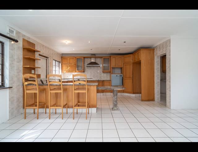 4 BEDROOM FREESTANDING RENTED IN WESTVILLE
